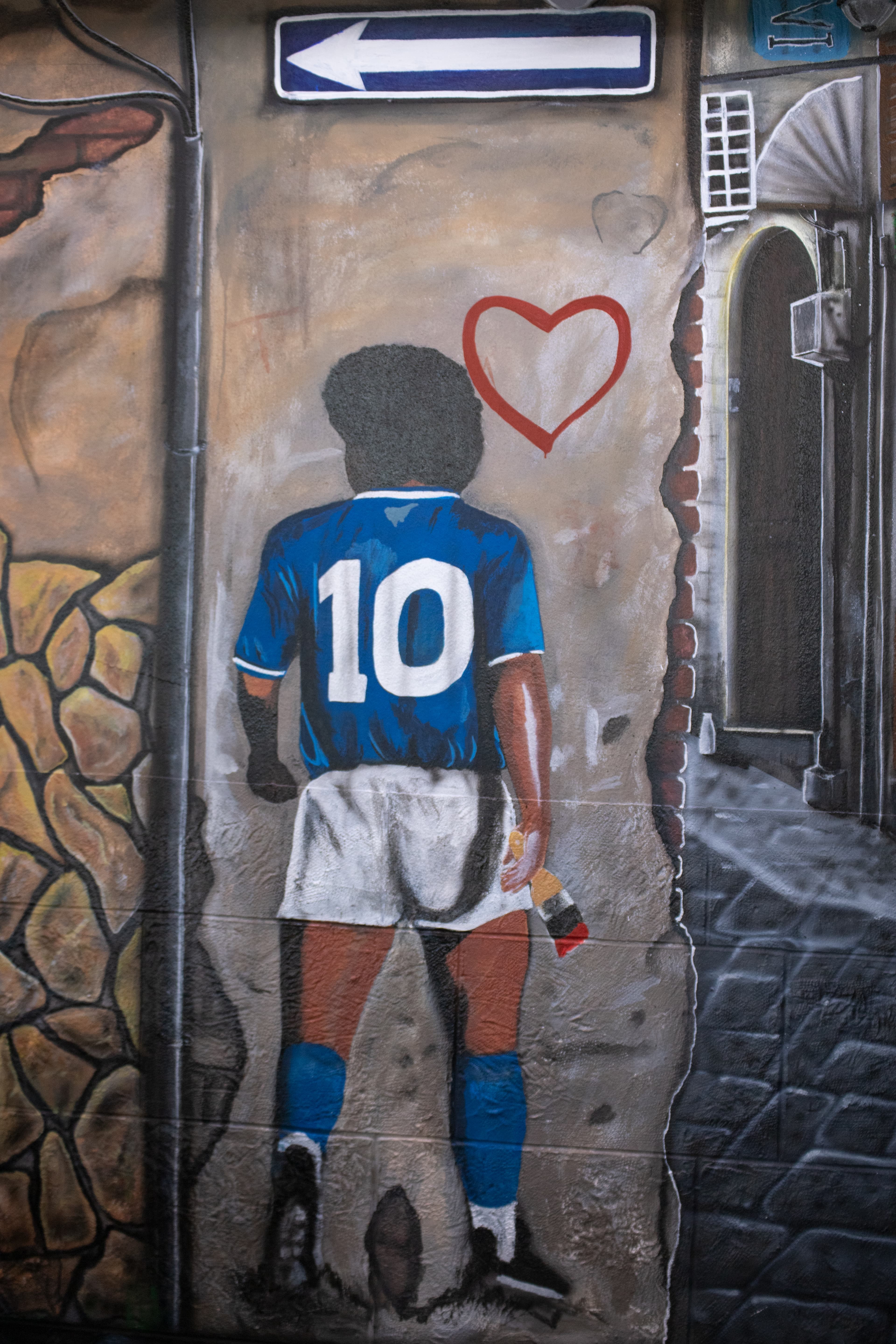 Murales de Nápoles y Diego Maradona