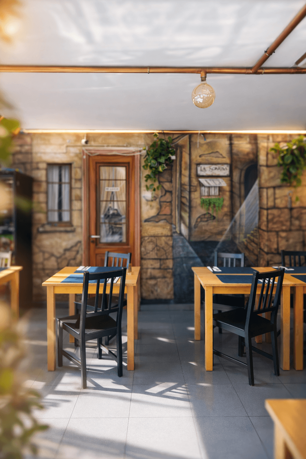 La Sonrisa — Nuestro restaurante